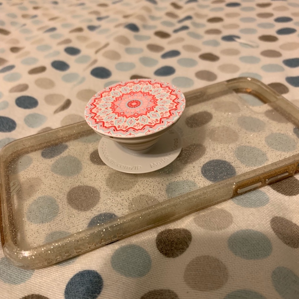 iPhone 7 phone case with pop socket